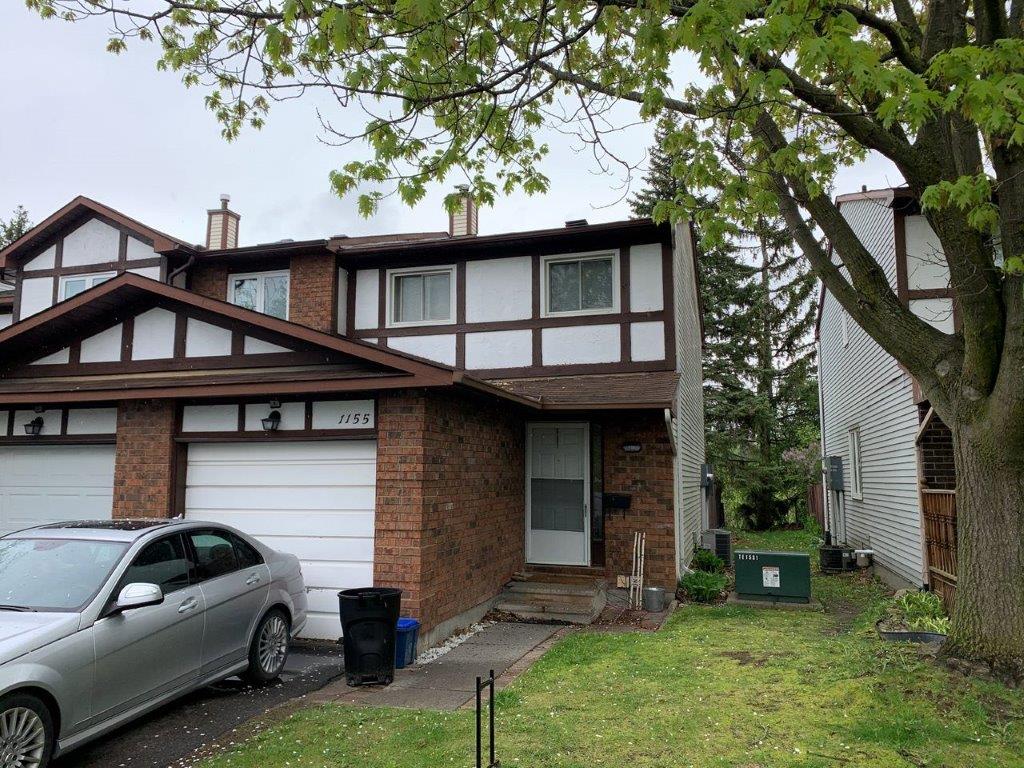 You are currently viewing 1155 Millwood Cres
