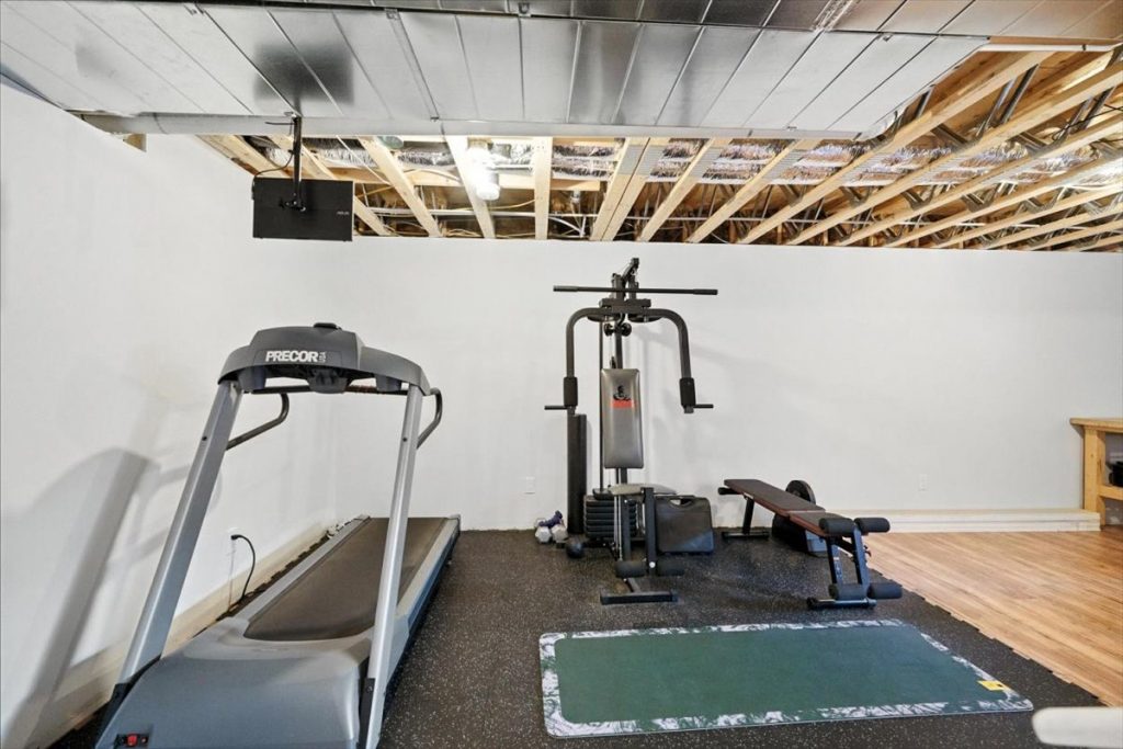 28-84 Gilberte St - JUL 28 2025-28