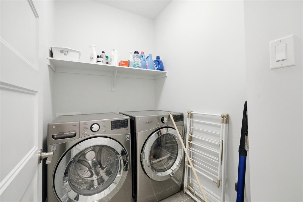 22-1082 Docteur Corbeil Blvd - JAN 06 2026-24