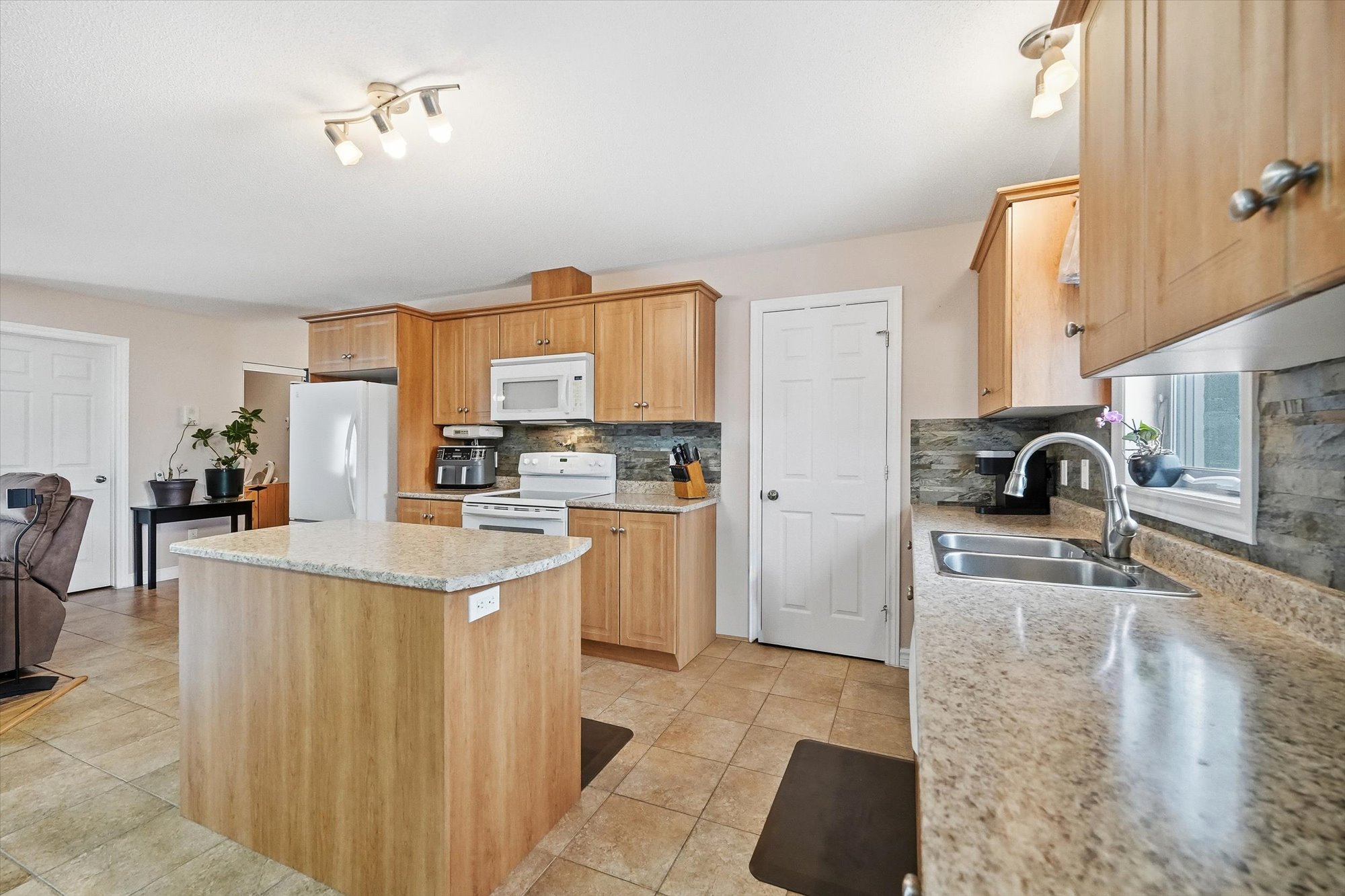 08-6-41 Main_St - FEB 03 2026-08