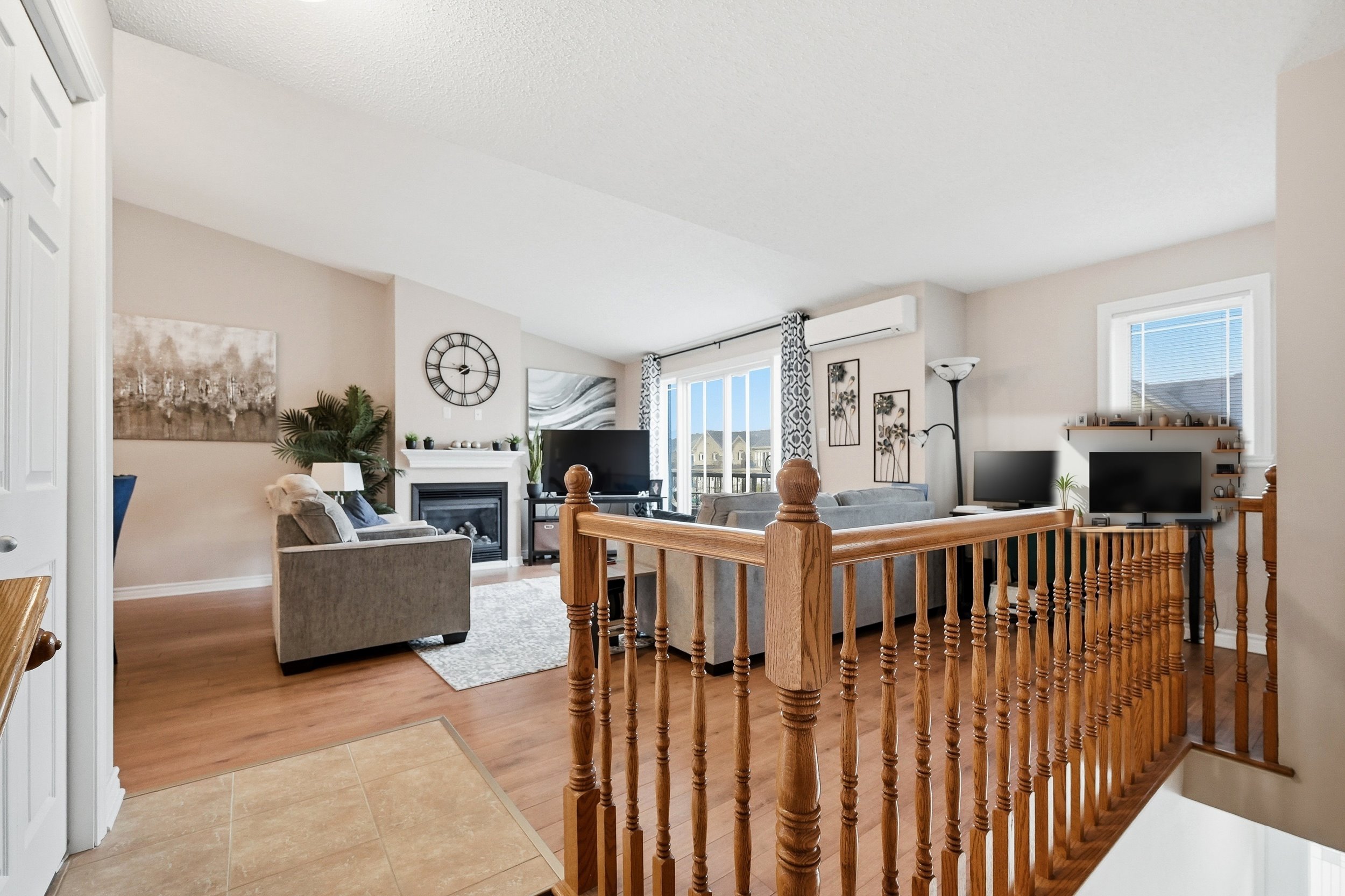 04-703-200 Eliot St-4