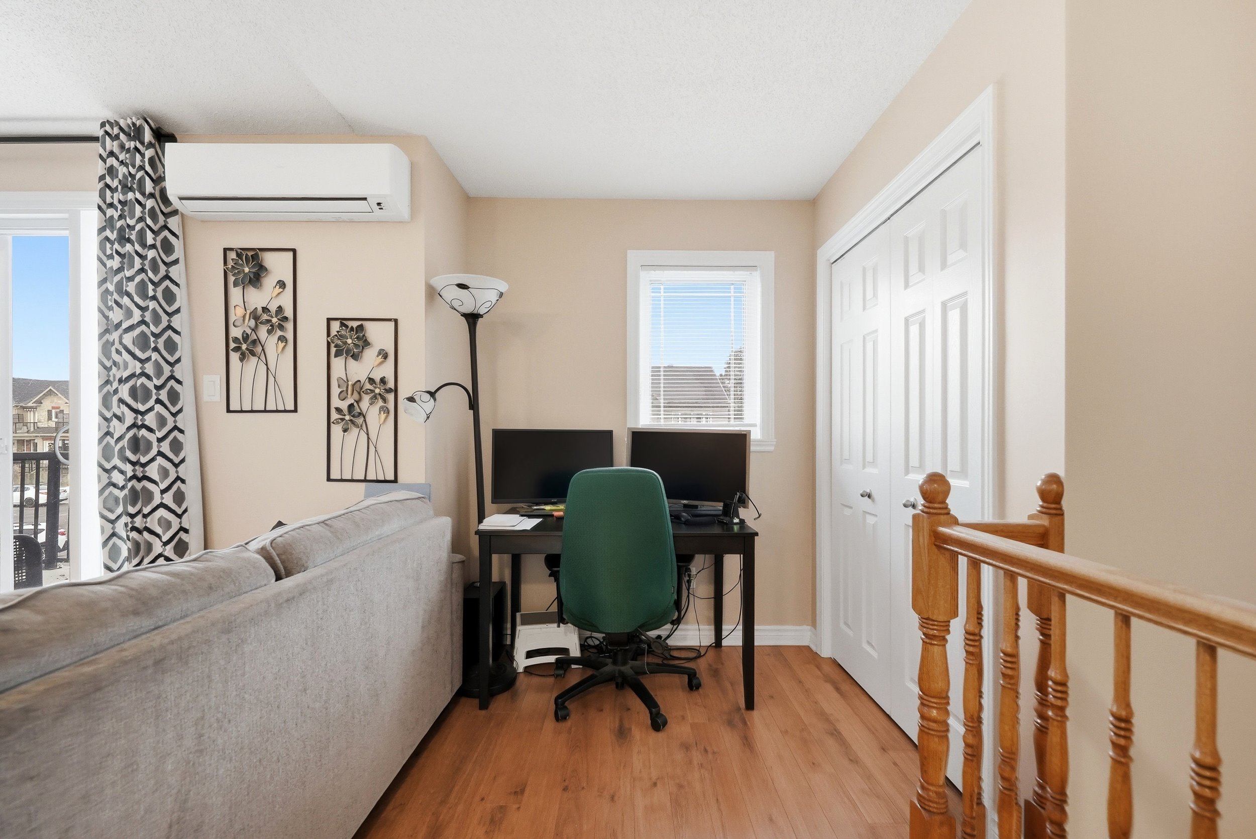 05-703-200 Eliot St-5