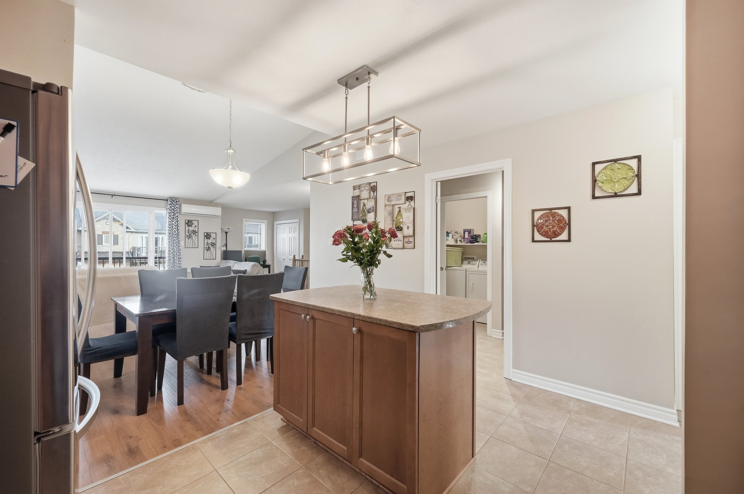 15-703-200 Eliot St-15