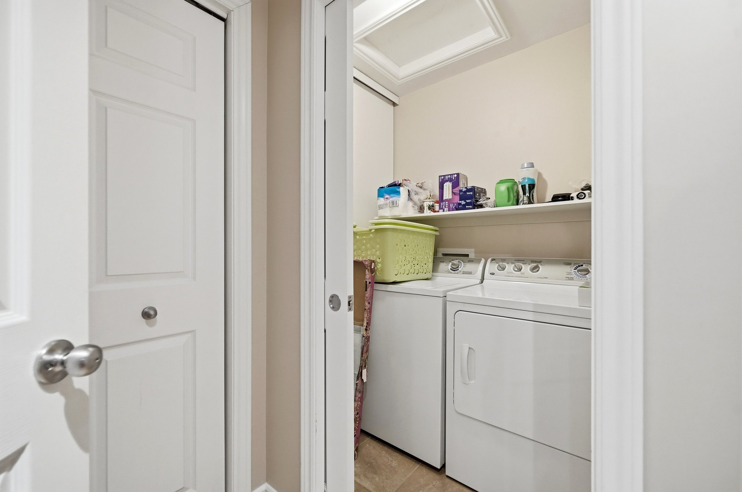 23-703-200 Eliot St-23