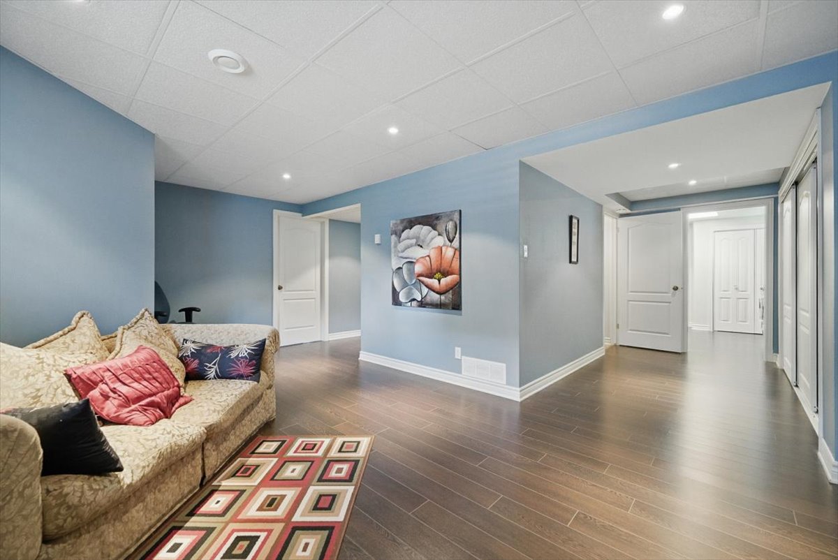 29-2709 Sylvain St - JUN 12 2025-29