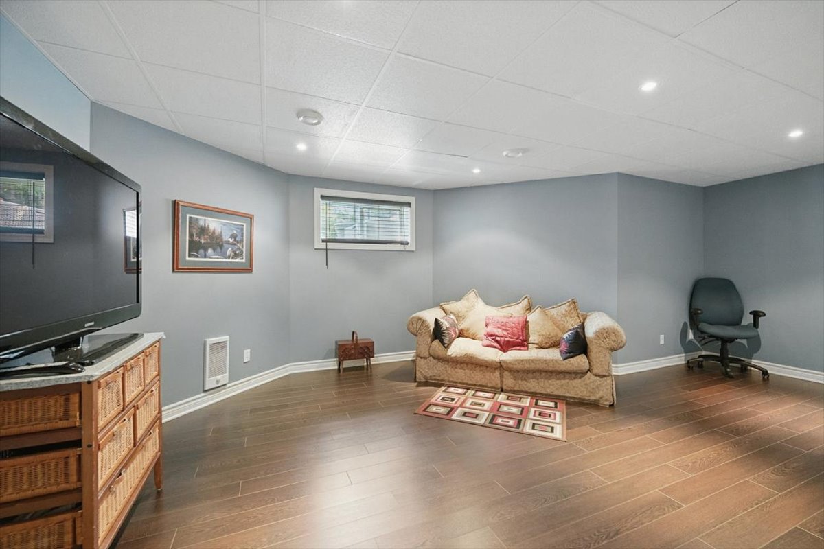 30-2709 Sylvain St - JUN 12 2025-30