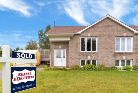 2594 St-Pascal Sold by Steve Brunet