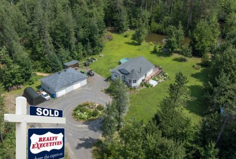 425 Boundary Rd, Sold by Steve Brunet